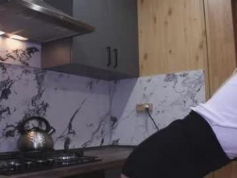 mel_collins — Chaturbate stream photo (Aug 2025)