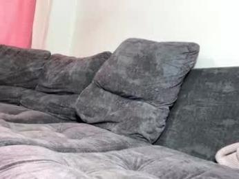 valery_rabbit_hot — 在 chaturbate 直播的网络摄像头模特