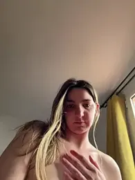 DoriDelux66 — stripchat