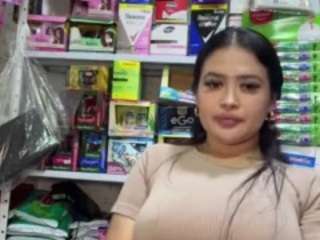 sara-funn — Camsoda stream photo (Apr 2026)