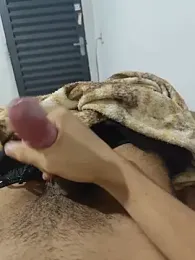 nikee2025 — 在 stripchat 直播的网络摄像头模特