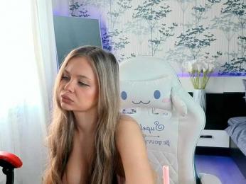 Cornflakes — 在 bongacams 直播的网络摄像头模特