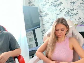 Cornflakes — 在 bongacams 直播的网络摄像头模特