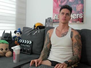 Jean Broc — 在 flirt4free 直播的网络摄像头模特