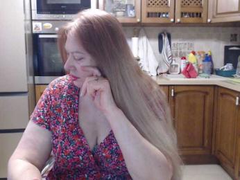 MonaMonako — 在 bongacams 直播的网络摄像头模特