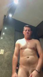 Alexmexa2777 — Cam4 stream photo (May 2026)