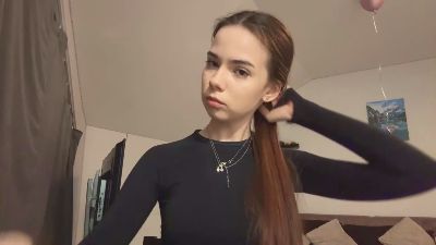 HertaMcginley — 在 cam4 直播的网络摄像头模特