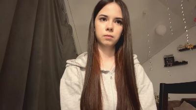 HertaMcginley — 在 cam4 直播的网络摄像头模特