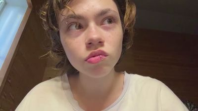 ElainaSynnott — Cam4 stream photo (Jun 2026)