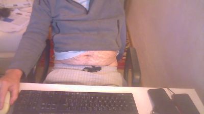nzksydiver — Cam4 stream photo (May 2026)