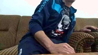 sardo222 — Cam4 stream photo (Apr 2026)