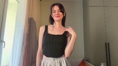 JuleThreets — Cam4 stream photo (Jun 2026)