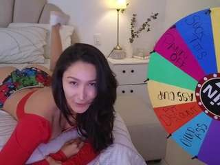 azaleiia — Camsoda stream photo (Apr 2026)