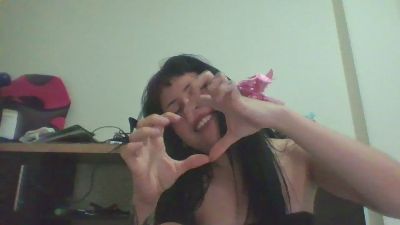 Doll_dollys_ — Cam4 stream photo (Apr 2026)