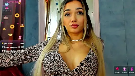 Sassy_Teen — 在 stripchat 直播的网络摄像头模特