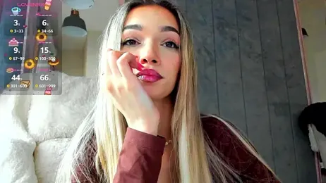 Sassy_Teen — 在 stripchat 直播的网络摄像头模特