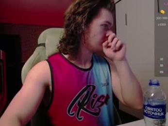 cumzan_ — Chaturbate stream photo (Mar 2026)