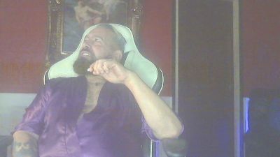 musclepigbcn — 在 cam4 直播的网络摄像头模特