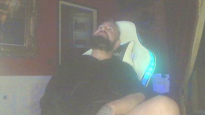 musclepigbcn — 在 cam4 直播的网络摄像头模特