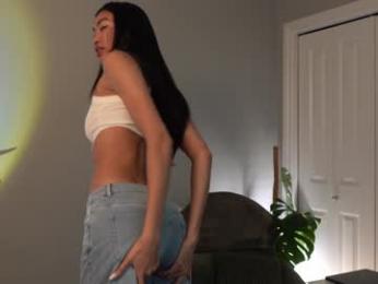 littlemiss_kira — 在 chaturbate 直播的网络摄像头模特