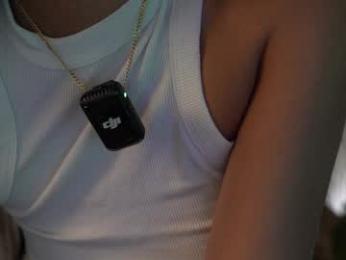 littlemiss_kira — 在 chaturbate 直播的网络摄像头模特