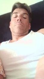 kikositges — Cam4 stream photo (May 2026)