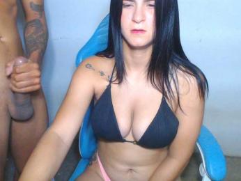 hotcollege29 — 在 bongacams 直播的网络摄像头模特