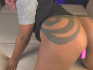 melody-blossom — Camsoda stream photo (Apr 2026)