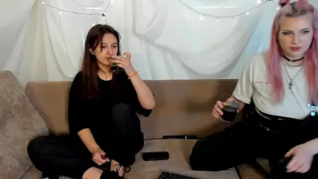 moon_couple — Stripchat stream photo (May 2025)