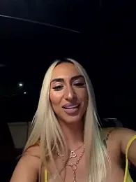KelseyJunes — 在 stripchat 直播的网络摄像头模特