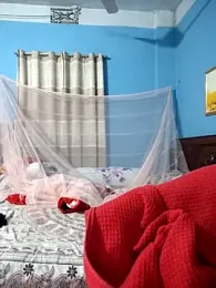 124pakhi — 在 stripchat 直播的网络摄像头模特