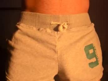 hung_dude_19 — chaturbate