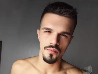 DonyBrown — 在 livejasmin 直播的网络摄像头模特