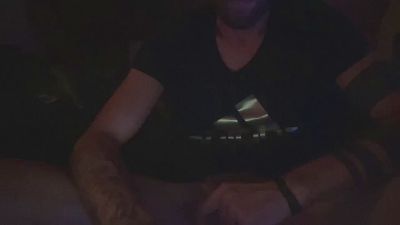 whatever185 — 在 cam4 直播的网络摄像头模特