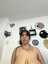 jamilaross — 在 stripchat 直播的网络摄像头模特