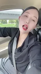 lylxili — 在 stripchat 直播的网络摄像头模特