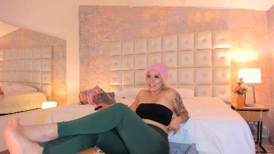 MelanieRoux — 在 cam4 直播的网络摄像头模特