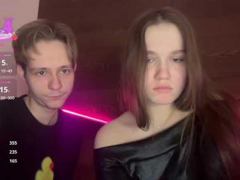 titsDestroy2007 — 在 bongacams 直播的网络摄像头模特