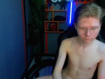 daniel_sanders — 在 chaturbate 直播的网络摄像头模特