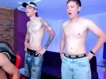 space_boys18 — 在 chaturbate 直播的网络摄像头模特