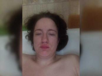 Likmilka32 — Bongacams stream photo (Apr 2025)