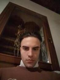 luchino220 — 在 cam4 直播的网络摄像头模特