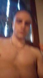 luchino220 — 在 cam4 直播的网络摄像头模特