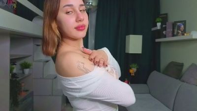 RebekahWinzer — 在 cam4 直播的网络摄像头模特