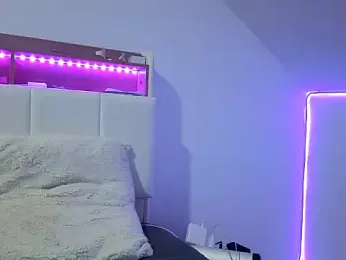 nicole77745 — Stripchat stream photo (Mar 2026)