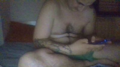 bulldotatosexy — 在 cam4 直播的网络摄像头模特