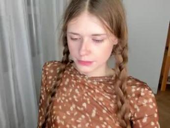 hakulissa — 在 chaturbate 直播的网络摄像头模特