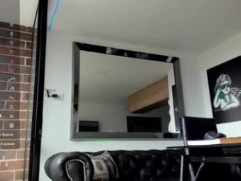 pretur_crubaa — 在 chaturbate 直播的网络摄像头模特