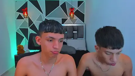 Juan_Nd_Steven — 在 stripchat 直播的网络摄像头模特