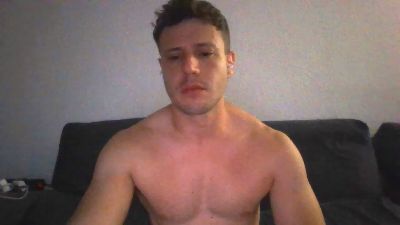 vic275 — 在 cam4 直播的网络摄像头模特